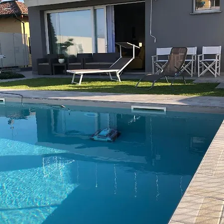 Chalet Al Mare Vila *